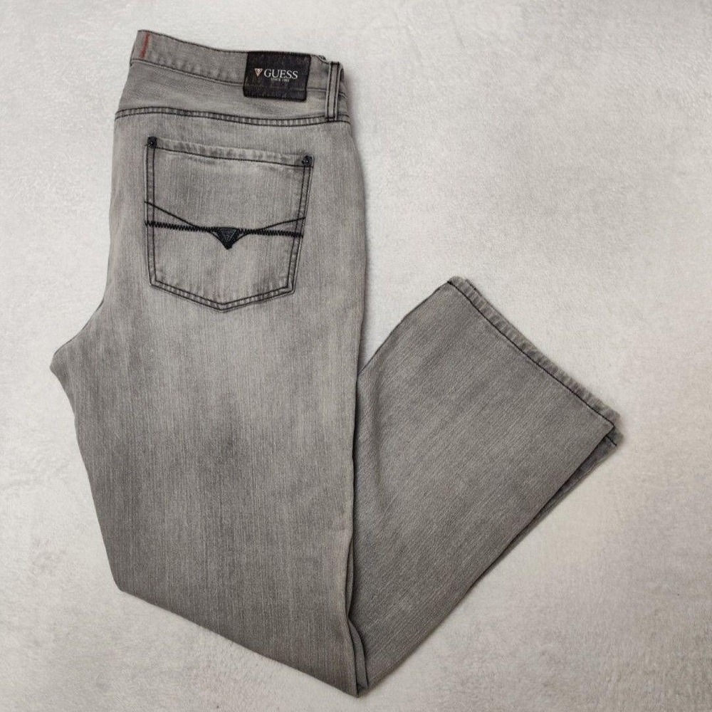 Guess Jeans Mens 38x32 Gray Crescent Fit Regular Straight Light Denim 5-Pocket